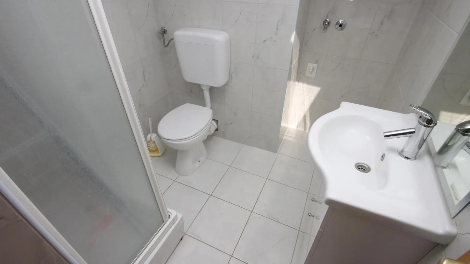 Apartments By The Sea Mandre, Pag - 6507 Kolan