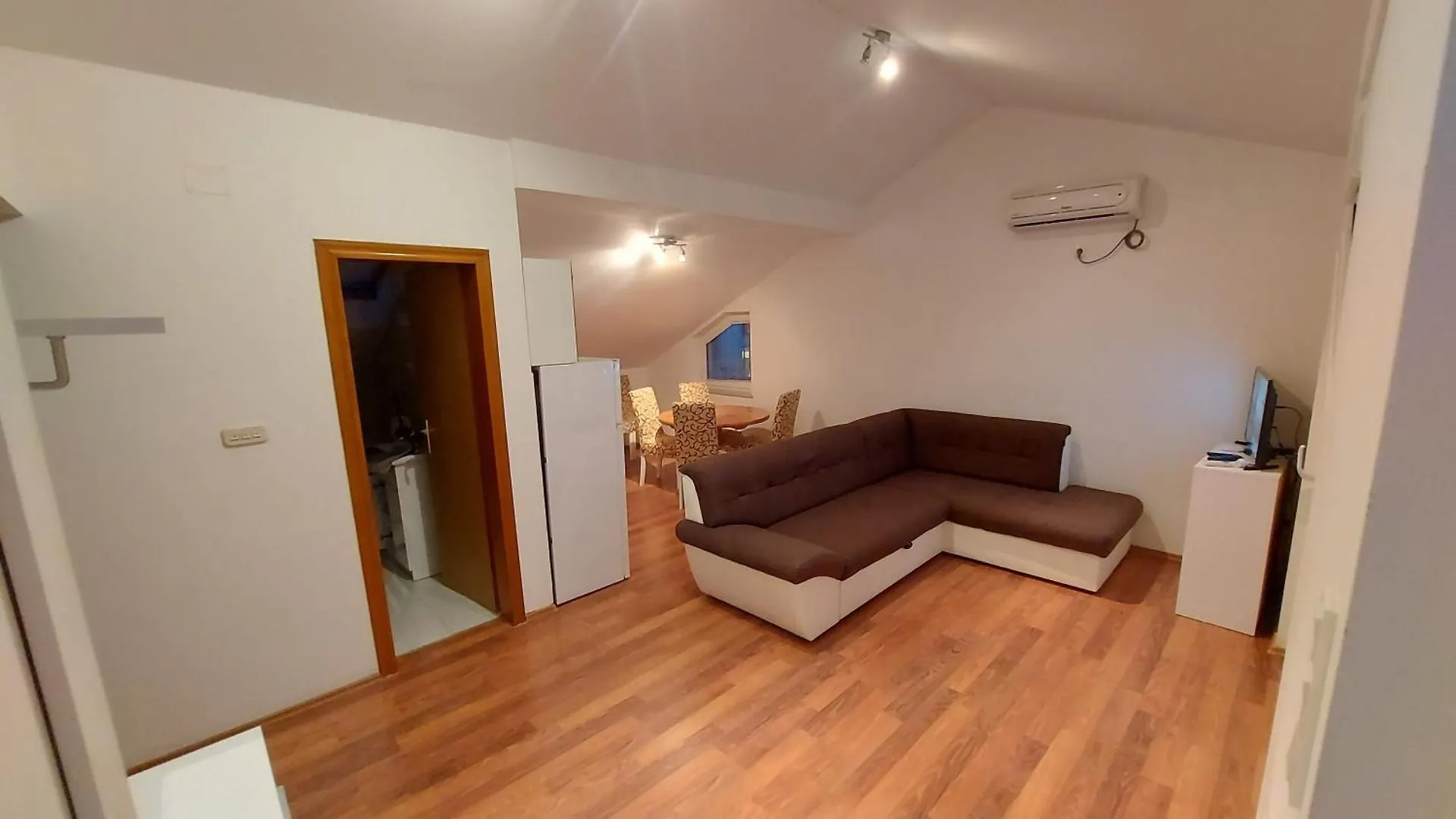 Apartments By The Sea Mandre, Pag - 6507 Kolan